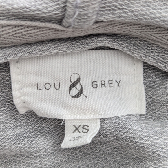 Ladies XSmall Lou &Grey Lightweight Hoodie from The Loft. - Picture 3 of 4